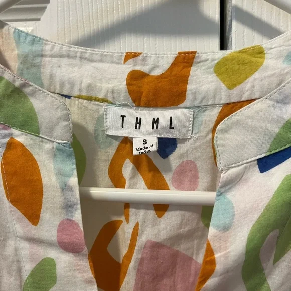 THML Abstract Print Flutter Sleeve Blouse Size S - Picture 5 of 9